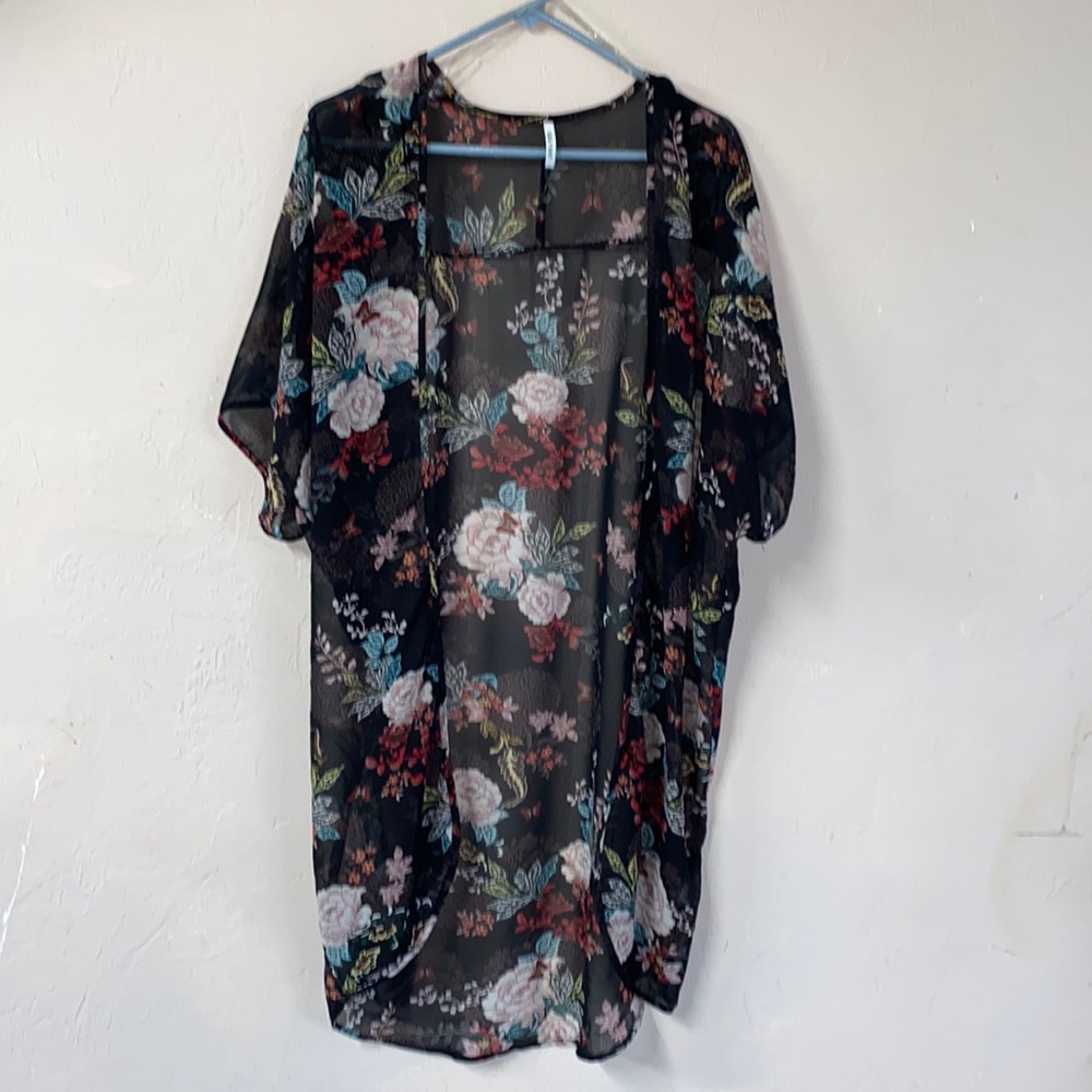 Womens Floral Throw Over